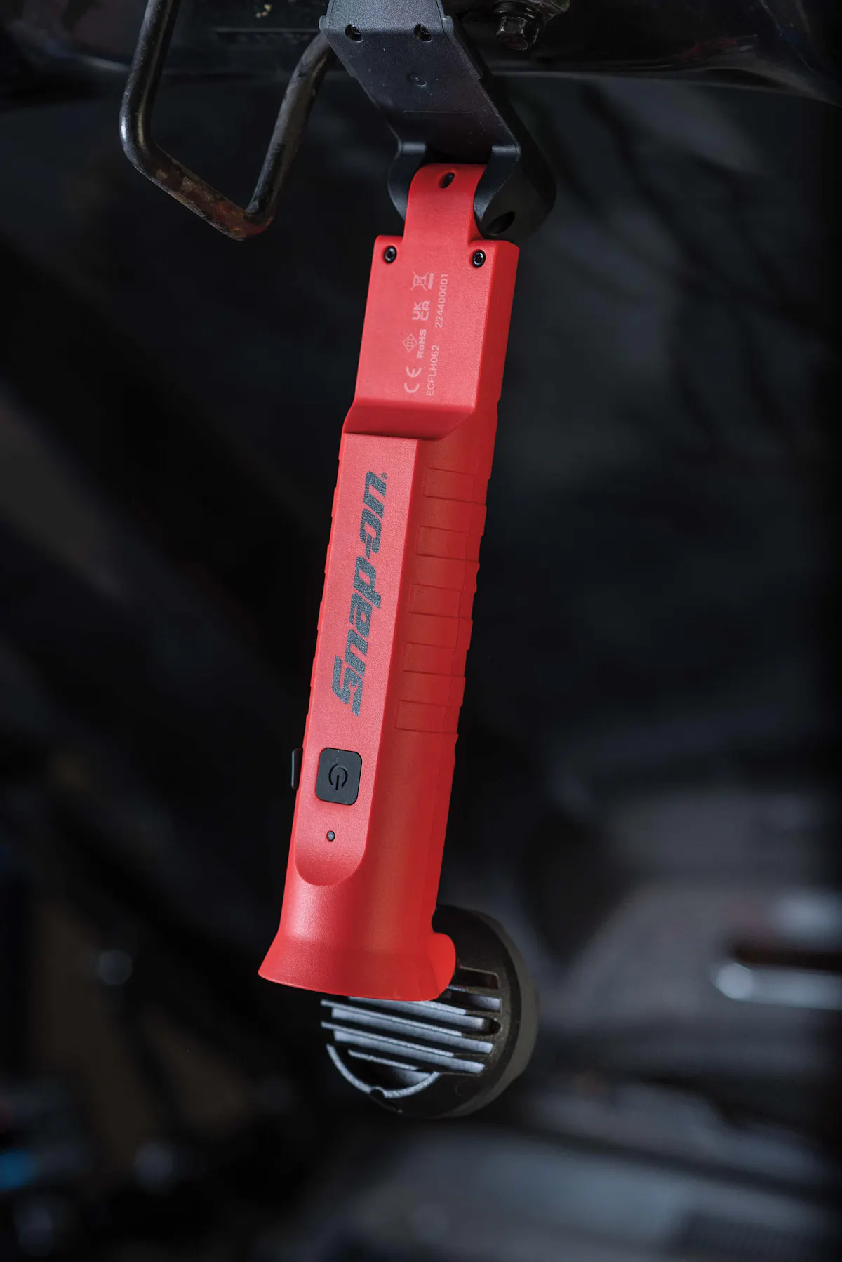 600 Lumen Pivoting Flashlight | ECFLH062 | Snap-on Store