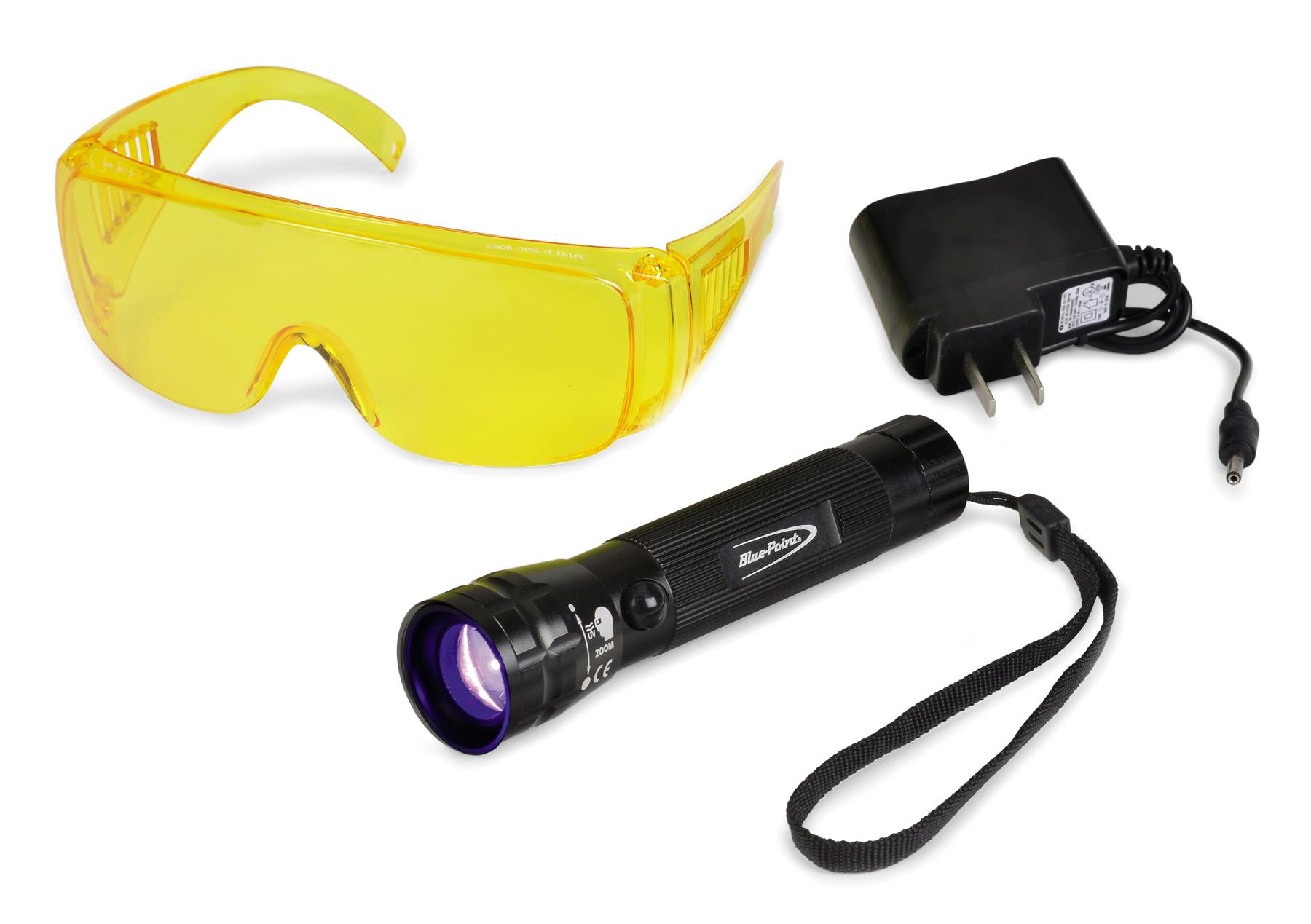 blue point rechargeable flashlight DOVER 1000 LUMEN Pro Tek Charging allows convenient recharging from AC YIERBLUE Rechargeable Spotlight Flashlight, 300000