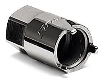 SOCKET